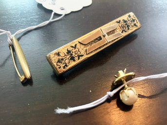 Vintage Tie Pins - Gold And Pearl