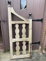 Vintage Arts And Crafts Heavy Duty Outdoor Gate . 1 Of 4 (C)