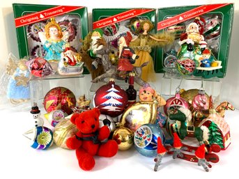 Group Of Vintage And Contemporary Christmas Ornaments   1 Radko Ornament