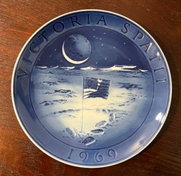 Vintage C.1969 Royal Copenhagen Apollo 11 Moon Landing Porcelain Plate