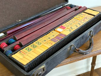 A Vintage 1930's Mah Jongg Set