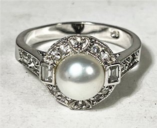 Vintage Sterling Silver Genuine Cultured Pearl Ladies Ring Size 8