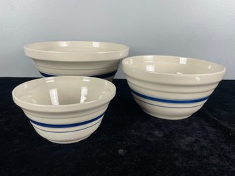 Roseville Ohio Friendship Pottery Bowl Set