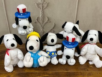 Lot Of Peanuts Snoopy MetLife Plushes