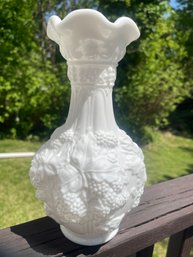 Lovely Imperial Glass Loganberry Grape Vine Embossed Milk Glass 10' Vase