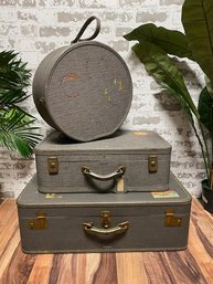 Amazing Vintage Trio Of American Tourister Hard-sided Luggage In Heather Gray