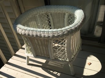 Handsome Oval White Wicker Table With Custom Glass Top - GREAT CONDITION - Not Loose Or Wobbly - NICE !