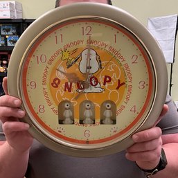 Rare Snoopy Musical & Animated Wall Clock - Super Cool!!