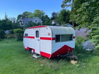 Vintage 1961 Metzendorf Camper