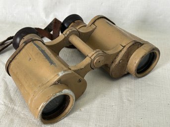 World War 2 German 5 X 30 FIELD BINOCULARS In Afrika Corps Paint