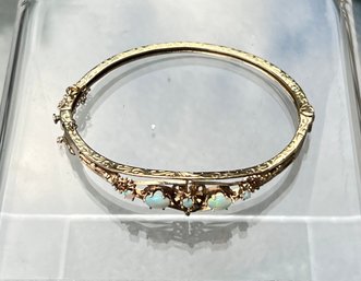 14K Gold Bracelet With Opals