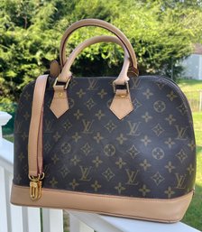 AUTHENTIC 6/2001-Louis Vuitton Alma MM Monogram Satchel Leather Handbag W/ Shoulder Strap, Zip, Padlock & Key