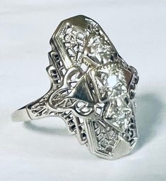 VINTAGE 10K WHITE GOLD 3 DIAMOND FILIGREE RING