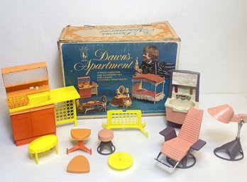 Amsco Dawns Apartment Box With Some Original Pieces And Other Dawn Items