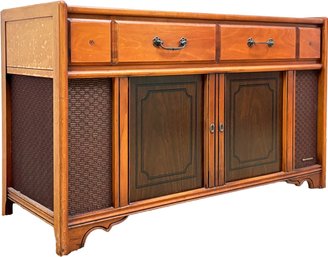 A Vintage Magnavox Micromatic Cabinet Hifi - Works!