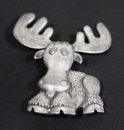 Pewter Finished Moose Brooch Signed 'JJ'