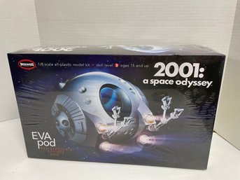 Moebius Models, 2001 A Space Odyssey , Eva Pod. 1/8 Scale Model Kit (#3)