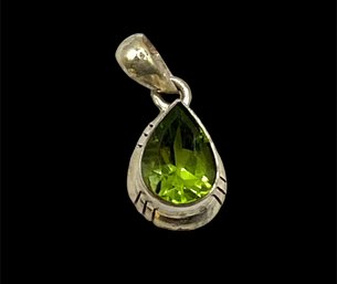 Vintage Sterling Silver Peridot Teardrop Pendant