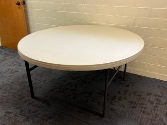 Lifetime 5' Round Folding Table