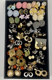 Over 30 Pairs Of Vintage Clip On Earrings