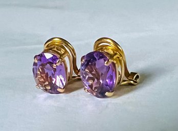 PRETTY 14K GOLD OVAL FACETED AMEYTHST CLIP ON EARRINGS