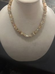 Vintage Hawaiian Chunky Puka Shell Choker Necklace