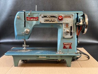 Vintage Sewing Machine: Another Stradivaro Super DeLuxe