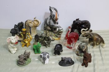 Lot Of 16 Elephants Figurines