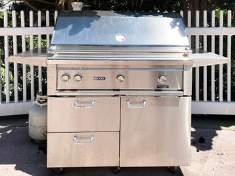 A Magnificent Lynx Propane Grill In Stainless Steel - The Ultimate Backyard Cooking Experience!