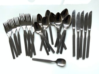 Checkered Flatware Waldwick Pattern, 27 Pieces