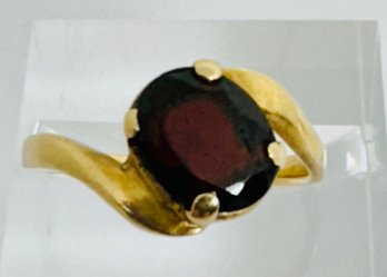 VINTAGE 14K GOLD GARNET RING SIZE 6.5