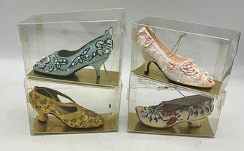 4 New Metropolitan Museum Of Art Shoe Ornaments