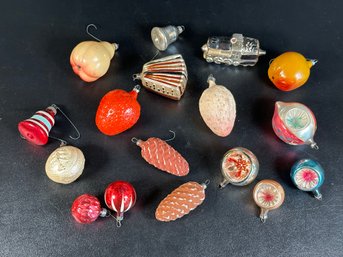 A Great Assortment Of Very Old Christmas Ornaments In Glass