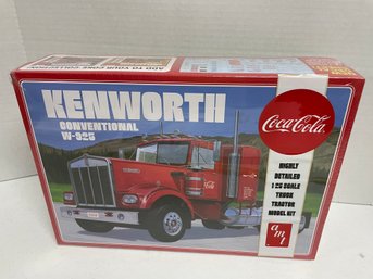 AMT, Kenworth II Conventional W-925. 1/25 Scale Model Kit (#13)