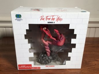 PF3 - Pink Floyd The Wall Diorama - Series 2 - Evil Flowers  / We Have Two Of These - See Next For Another