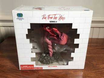 PF4 - Pink Floyd The Wall Diorama - Series 2 - Evil Flowers  / We Have Two Of These - Click Back For Another