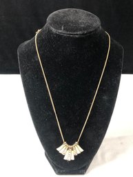 Gold Tone Pendant Necklace