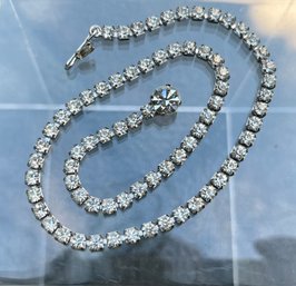 Vintage Weiss Rhinestone Necklace