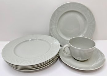 Arabia Finland Tableware: Cup, Saucer & 6 Dessert Plates