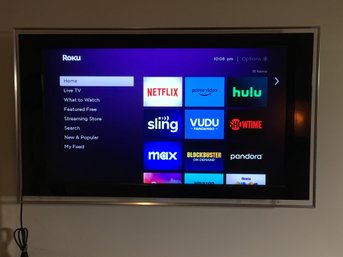 Works Great - SONY Bravia 40' Smart TV With Remote & Hang / Wall Mount - Sony Model KDL-40XBR - No Issues !