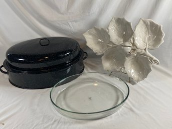 Black Enamel Roasting Pan 18x12x8' Sovirel Glass Pan 15.5x11x2.5' Ceramic Leaf Shape Nut Candy Dish 18x14'