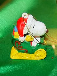 VTG 1980s Snoopy Woodstock United Features Syndicate Christmas Ornament