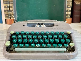 C. 1950s Smith Corona Skyriter Manual Typewriter With Original Metal Case