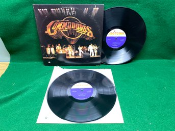 Commodores. LIVE! On 1977 Motown Records. Double LP Record.