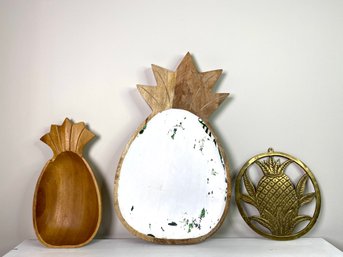 Trio Of Tropical Table Ware - Bowl Cutting Board And Trivet