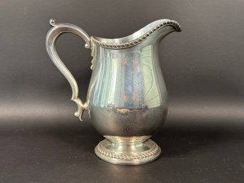 A Vintage Sterling Silver Pitcher (913g/29.35 TO)