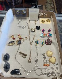 Pretty Collection Of Jewelry Ring, Bracelet, Sets Of Ear Rings, Pin, Key Chain, Necklaces. JJ/A3