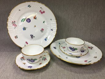 Fabulous $550 Retail Price Group Of Brand New RICHARD GINORI Vecchio Fruit Perugia China - Brand New !