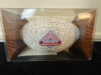 Pro Football Hall Of Fame Autograph Ball In Case
