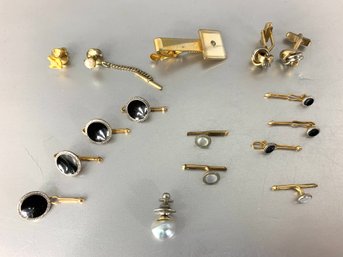 Group Lot Of Mens  Costume Jewelry Accessories